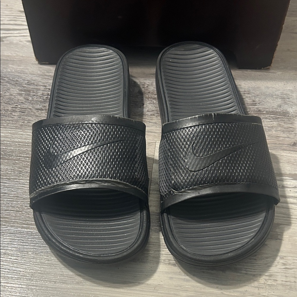 Nike Black Textured Slide Sandals